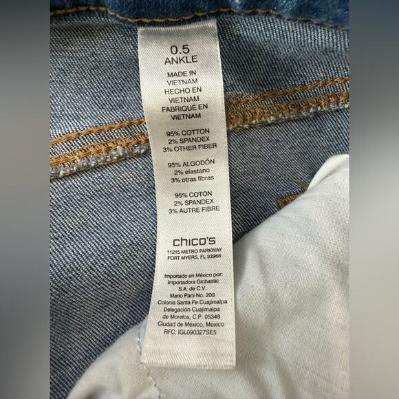 Chico’s Platinum Boyfriend Ankle Jeans Size 0.5 (6) - Picture 6 of 10